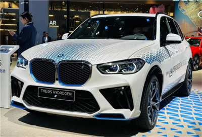 氫能驅(qū)動的未來 寶馬攜手豐田開啟氫動力汽車路測，引領(lǐng)綠色出行新浪潮